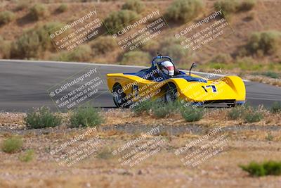 media/Jun-01-2025-CalClub SCCA (Sun) [[eae223c5dd]]/Group 3/Qualifying/